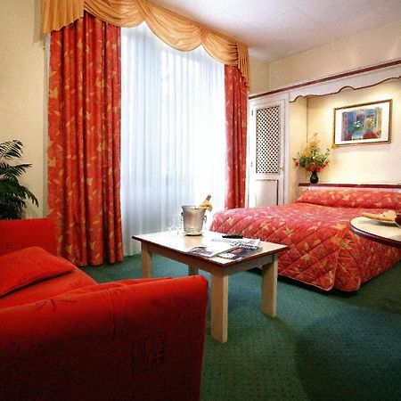 Hotel Union Саргемин Екстериор снимка