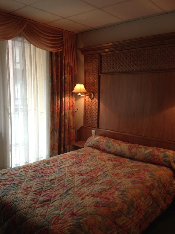 Hotel Union Саргемин Екстериор снимка